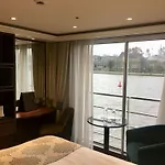 Select Ms Charles Dickens - Duesseldorf